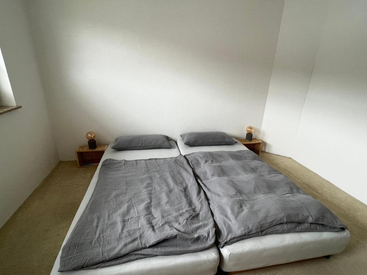 Rosenfeld 2 *